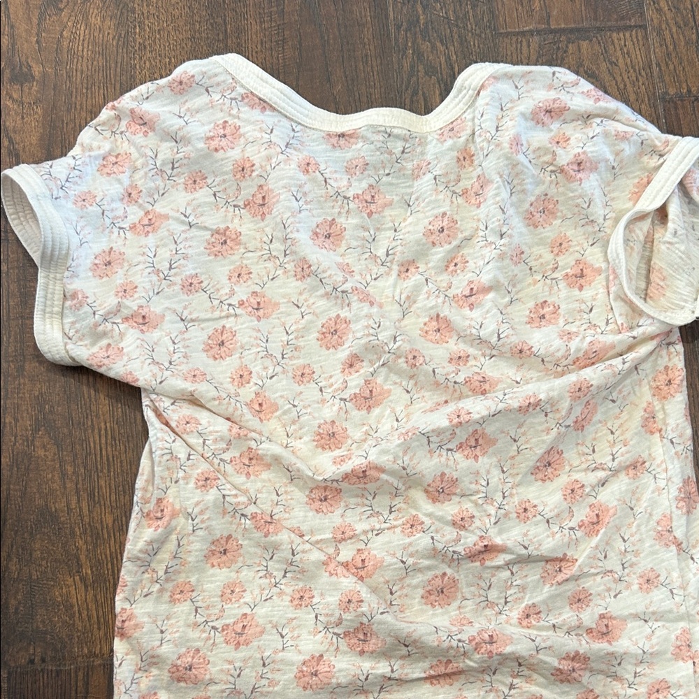 Lucky Brand White V-Neck Short Sleeve Tee with Pink Floral Pattern - Picture 3 of 3